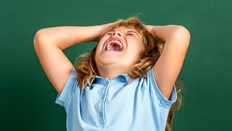 Πώς να βάλεις όρια σε ένα νήπιο: 5 tips για πιο ήρεμα και συνεργάσιμα παιδιά