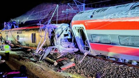 Σύγκρουση τρένων στην Ισπανία: τουλάχιστον 39 οι νεκροί και πάνω από 150 οι τραυματίες