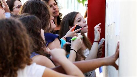 Εισαγωγή στα ΑΕΙ χωρίς Πανελλαδικές: η μεγάλη αλλαγή που έρχεται στα δημόσια σχολεία 