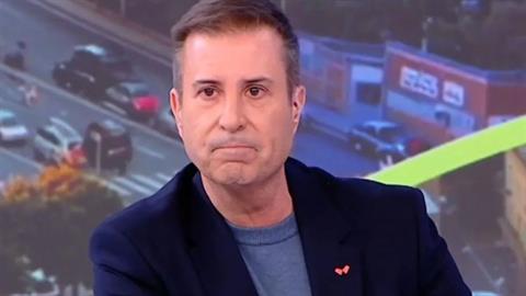 Π. Στάθης: ανακοίνωσε με δάκρυα τον θάνατο της μαμάς του στον αέρα του «Καλημέρα Ελλάδα»