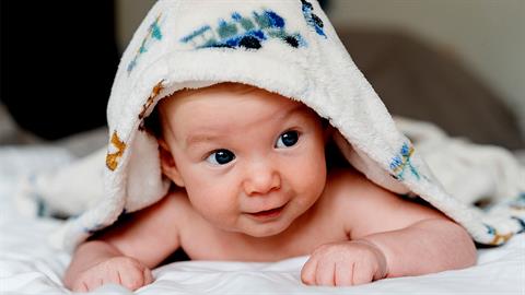 Τα 9 βασικά άλματα ανάπτυξης του παιδιού και πώς να τα αναγνωρίσετε