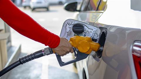 Fuel Pass: ανοίγει σήμερα η πλατφόρμα - ποιοι θα πάρουν επιδότηση €60