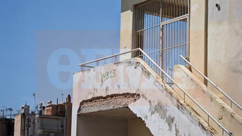 Χαϊδάρι: 13χρονη έπεσε από μπαλκόνι σχολείου - νοσηλεύεται διασωληνωμένη