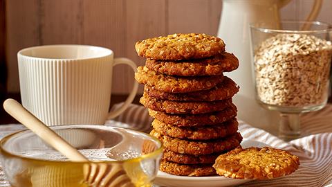 Σπιτικά μπισκότα με βρώμη και μέλι: η πιο εύκολη υγιεινή λιχουδιά