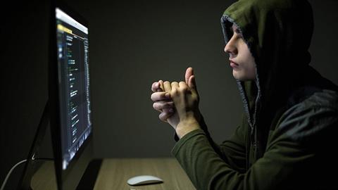 Κρήτη: 17χρονος χάκερ εκβίαζε ανήλικους και τους έπειθε να αυτοκτονούν