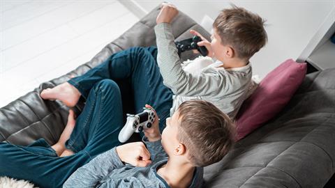 Τα video games δεν είναι μόνο χάσιμο χρόνου και οι ειδικοί εξηγούν γιατί