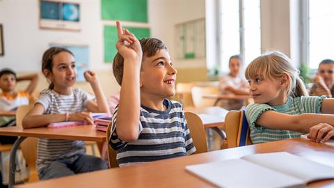 5 συμβουλές για όταν το παιδί ντρέπεται να πει «δεν κατάλαβα» στη δασκάλα