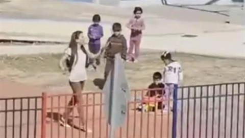 Άνω Λιόσια: εσύ «θόλωσες» και έδειρες τη δασκάλα. Το παιδί σου τι κατάλαβε;
