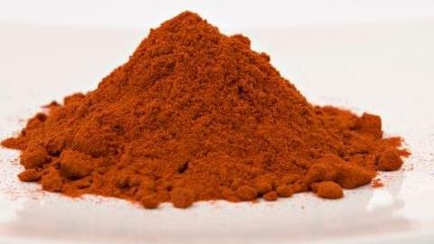 Σκότωσε τη θετή της κόρη, ταΐζοντάς την τσίλι