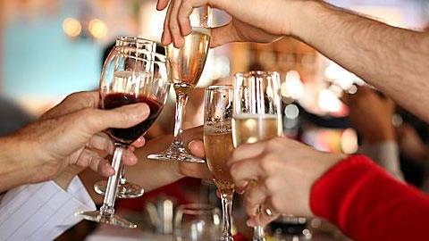 5 μεζεδοπωλεία για μεσημεριανό ξεσάλωμα