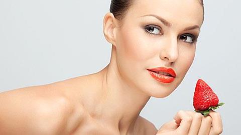 Λαμπερό δέρμα στο… πιάτο σας!