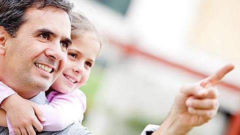 Πώς οι μπαμπάδες επηρεάζουν την καριέρα της κόρης τους