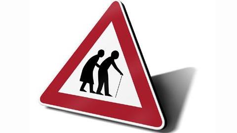 Σύνταξη στα 50 για 250.000 μητέρες ανηλίκων