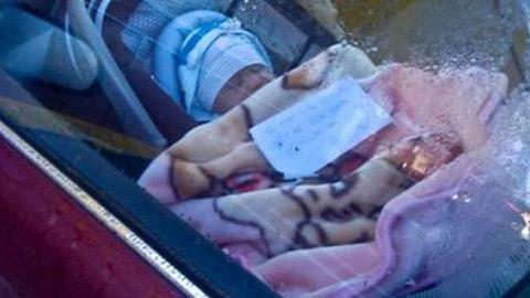 Κλείδωσε το νεογέννητο μωρό της στο αυτοκίνητο και πήγε για ψώνια