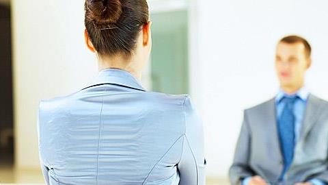 Τι να φορέσετε πριν από μια συνέντευξη για δουλειά