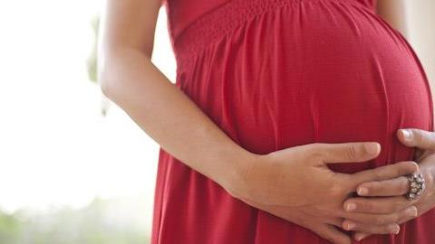 Περιστατικά απολύσεων εγκύων κατέγραψε ο Συνήγορος του Πολίτη