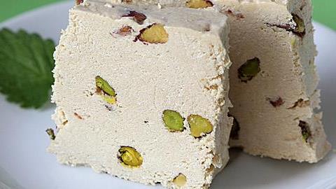 5 συνταγές για χαλβάδες που θα ικανοποιήσουν κάθε γούστο