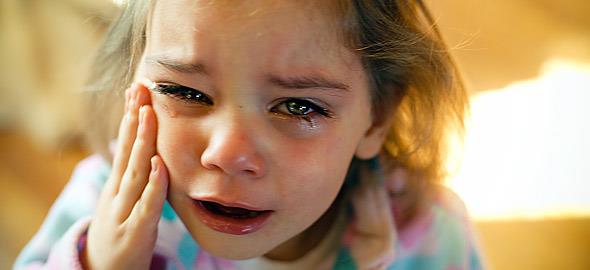 «Δεν είμαι κακό παιδί. Είμαι μόνο 2 ετών!»: Τι θα έλεγαν τα παιδιά μας αν μπορούσαν να εκφραστούν