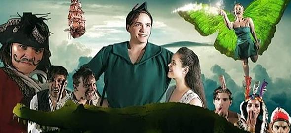 Η θεατρική παράσταση «Πήτερ Παν – Τίνκερμπελ & Κάπτεν Χουκ στη xώρα του Ποτέ» στο Θέατρο Λαμπέτη